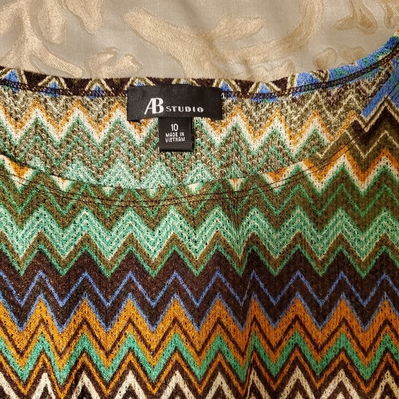 Cute and Flirty - Picture 2 of 2